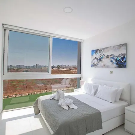 Villa Pearl 13 *